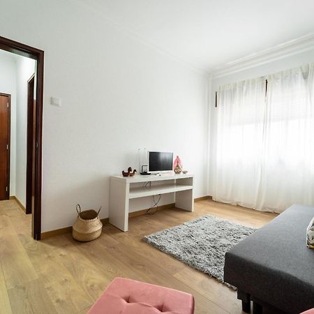Casino And Beach Apartment By House And People โปโว เดอ วาร์ซิม ภายนอก รูปภาพ